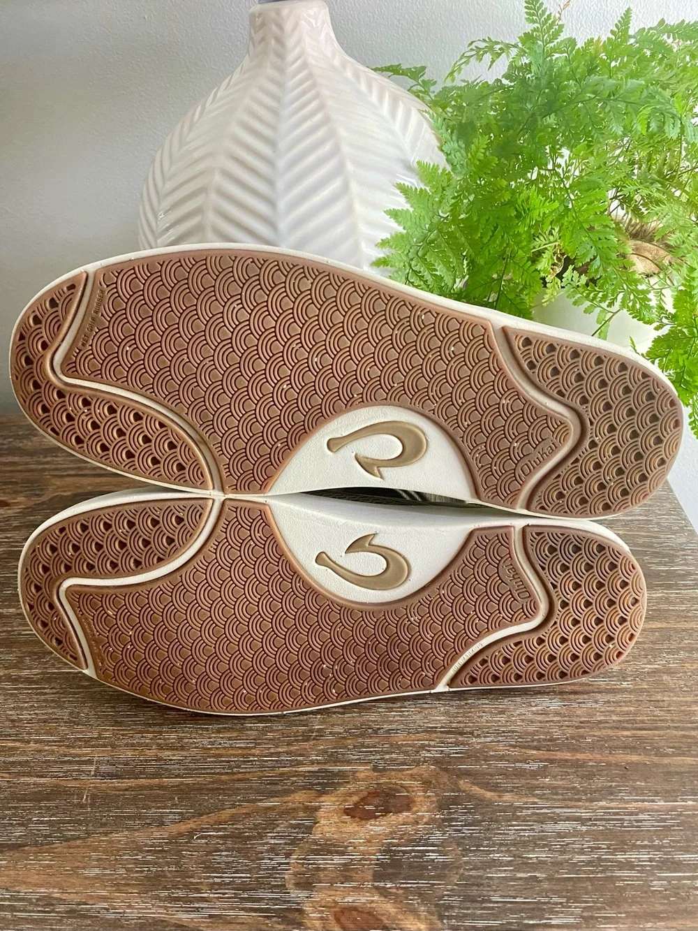 Olu'Kai Lae'ahi Breathable Lightweight Slip On Boat Shoes Loafers Mens 8 Clay